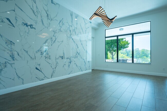 Building Photo - 13026 Artisan Cir