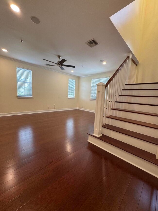 Building Photo - 503 N Mallory Cir