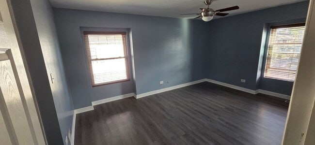 Building Photo - 2125 N Ginger Creek Dr
