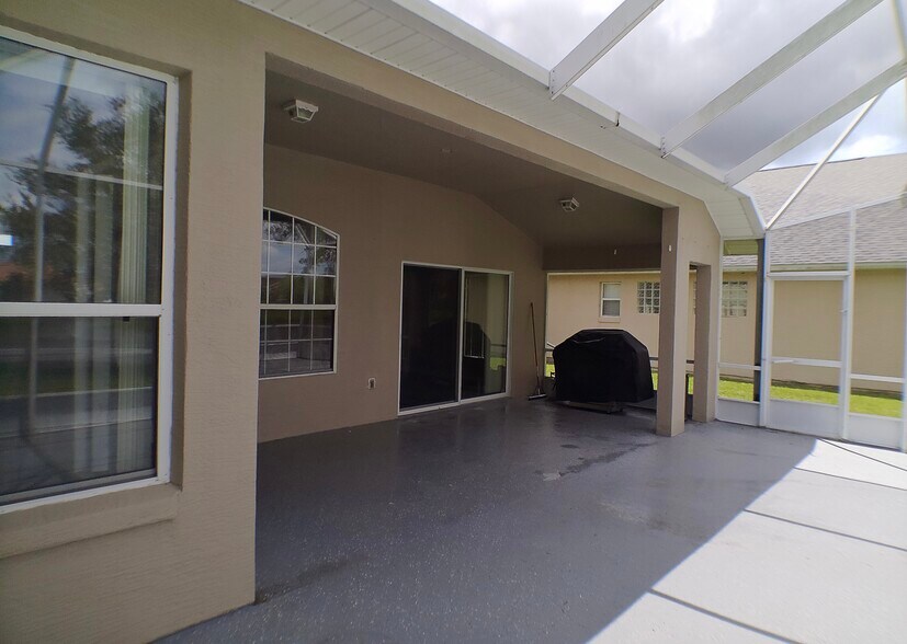 Building Photo - 1748 Tributory Ln