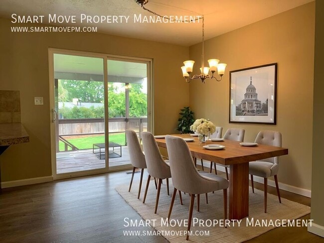 Building Photo - 8800 Craydon Dr