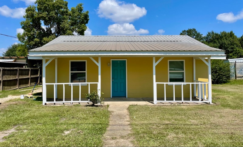 Primary Photo - 102 Short St