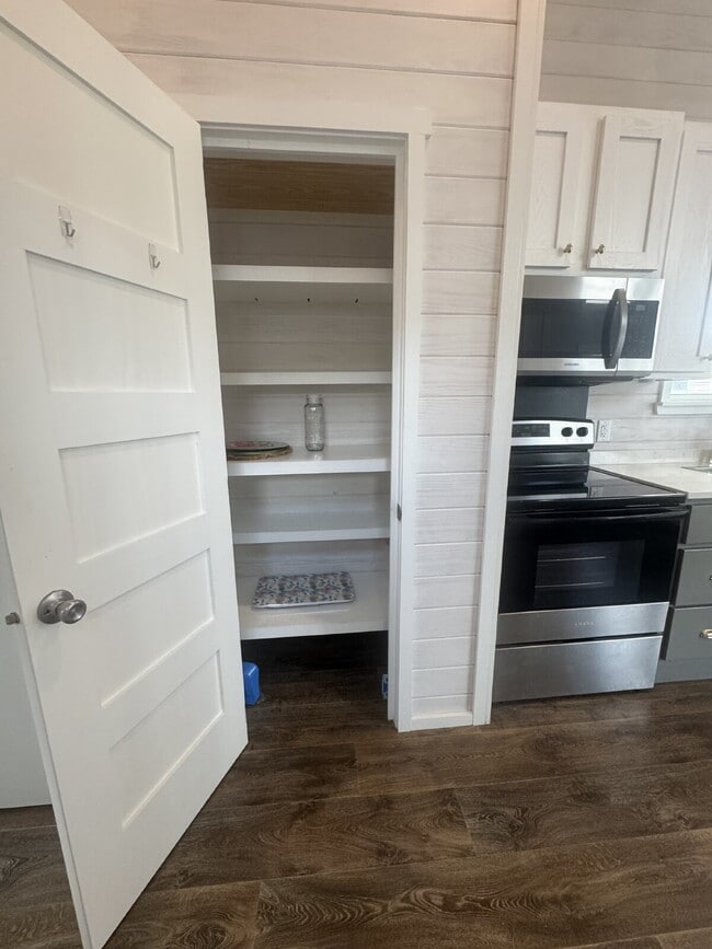 Building Photo - Tiny home at the Hamlet in Simple Living