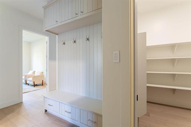 Building Photo - 3815 Dunhaven Rd