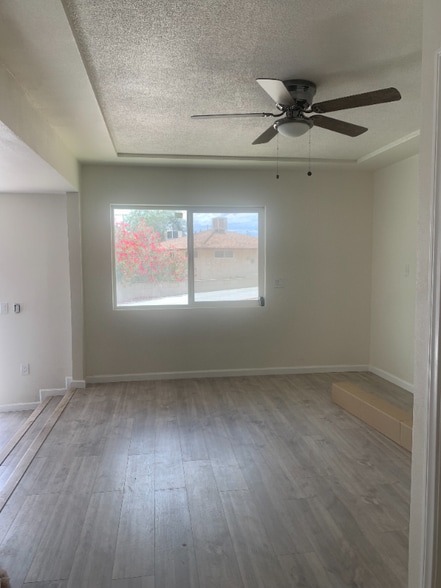 Building Photo - 14624 Willow St