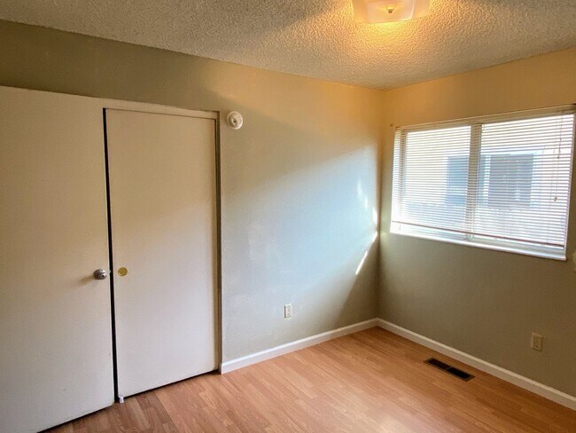 Building Photo - Sparks House For Rent