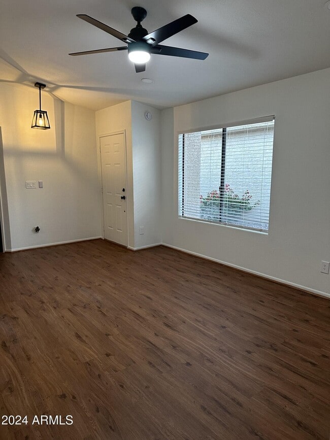 Building Photo - 18811 N 44th Pl