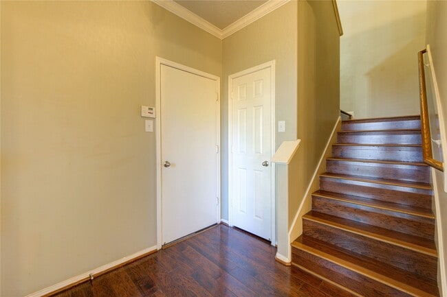 Building Photo - 14559 Gleaming Rose Dr