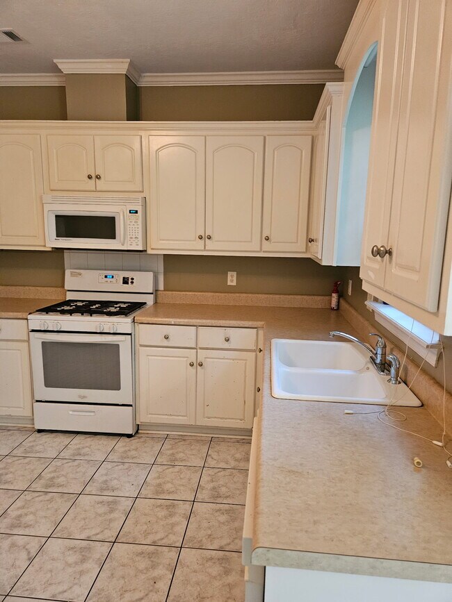 Building Photo - Columbus GA Property