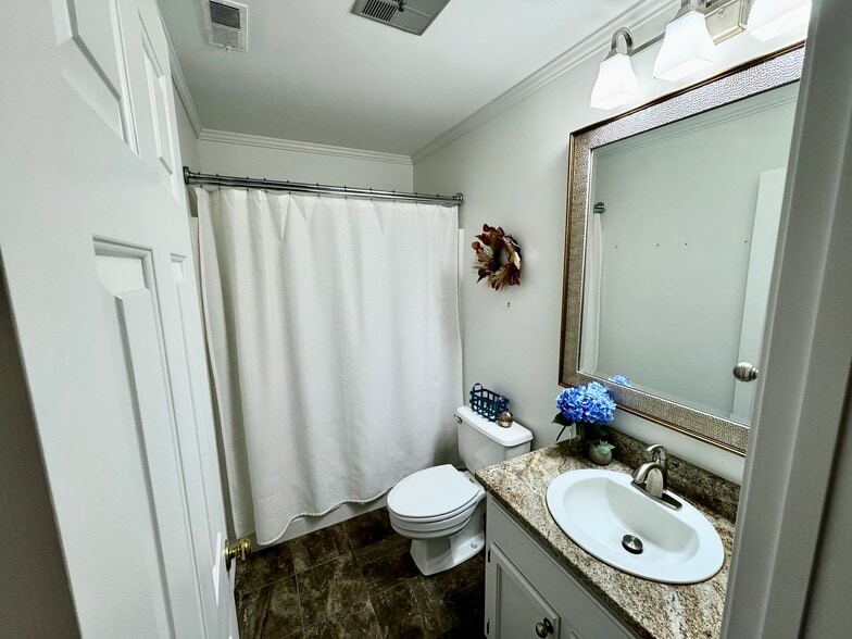 Building Photo - 1 Hillington Pl