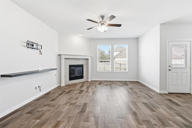 Building Photo - 2532 Candle Ln