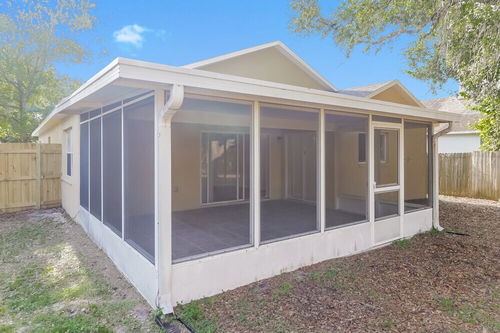 Building Photo - 13203 Sharondale Ct