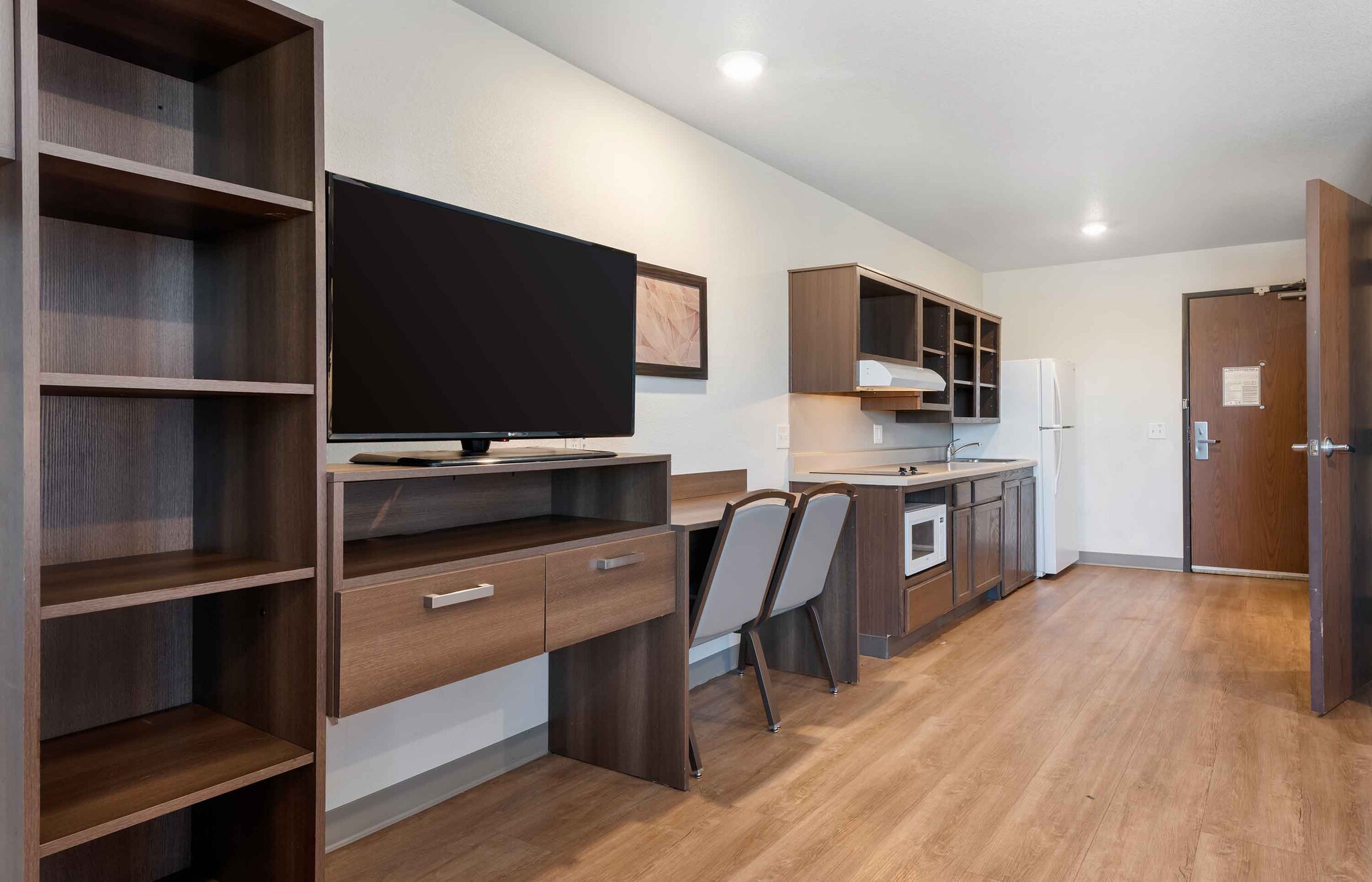 Building Photo - Furnished Studio-Minneapolis - Airport - M...