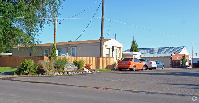 Building Photo - Fisher's Place Mobile Home Park