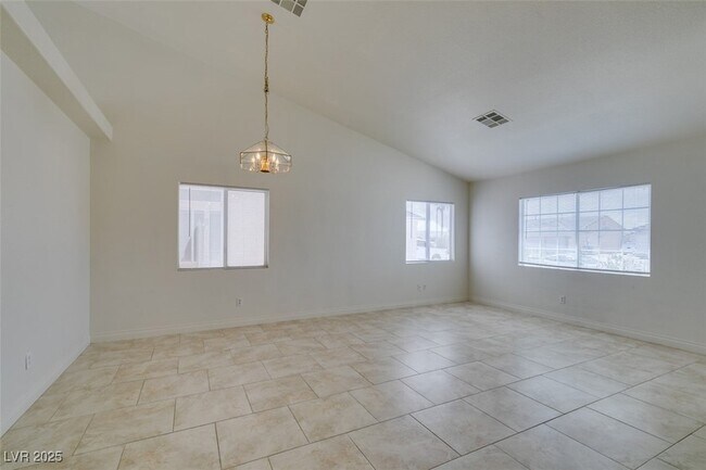 Building Photo - 2510 Roaring Lion Ave