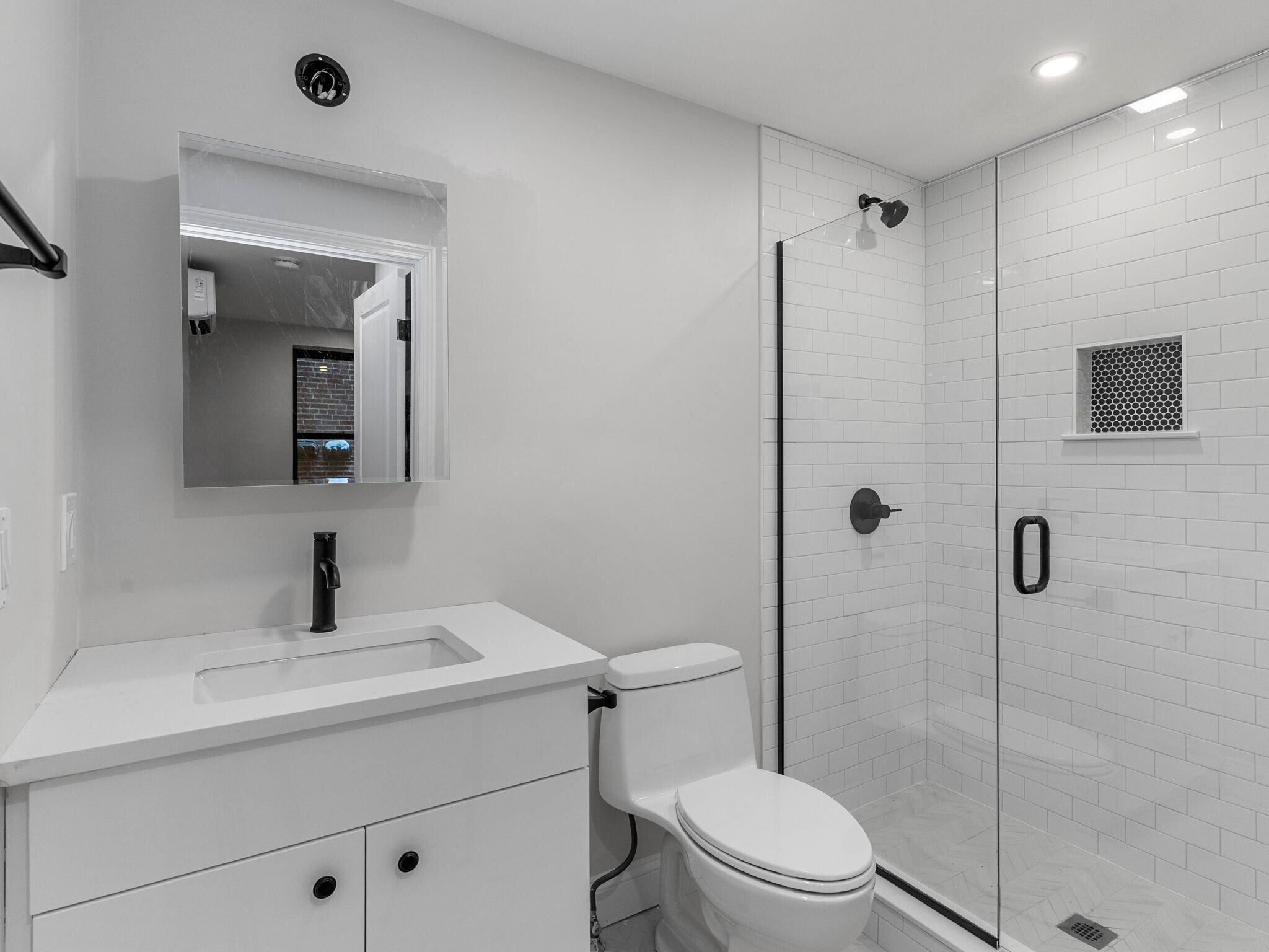 Building Photo - 2 Hull Street Ct