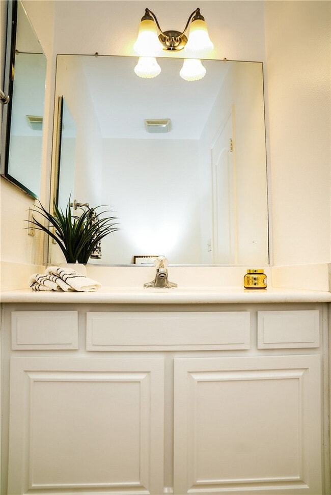 Building Photo - Craftsman-Style 3BR Home with Garage & Private Patio in North Monrovia