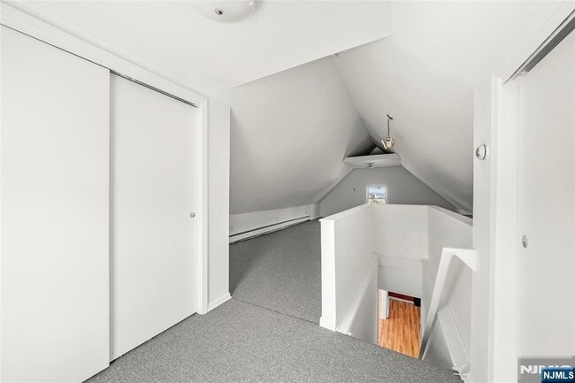 Building Photo - 539 Bergen Blvd