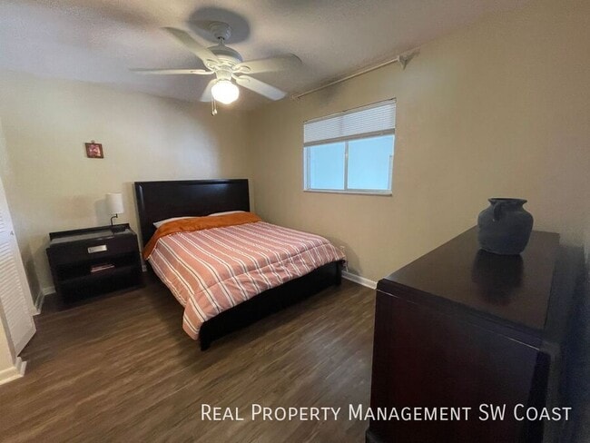 Building Photo - 17430 W Carnegie Cir