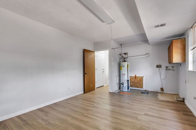 Building Photo - 4803 Dearborn St