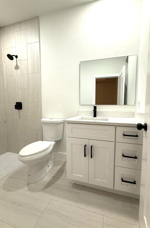 Building Photo - 1043 Albany Ave