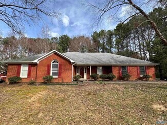 Building Photo - 109 Capote Dr