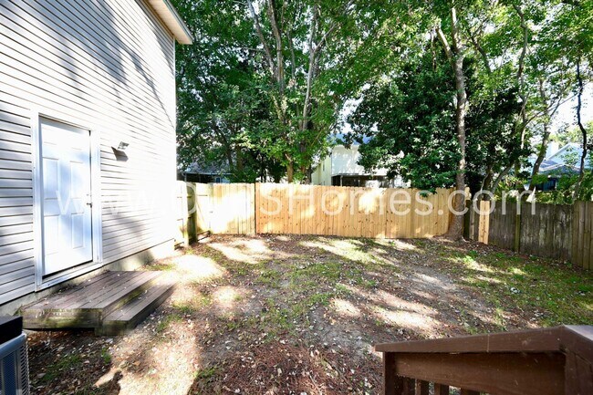 Building Photo - 391 Brookwood Blvd