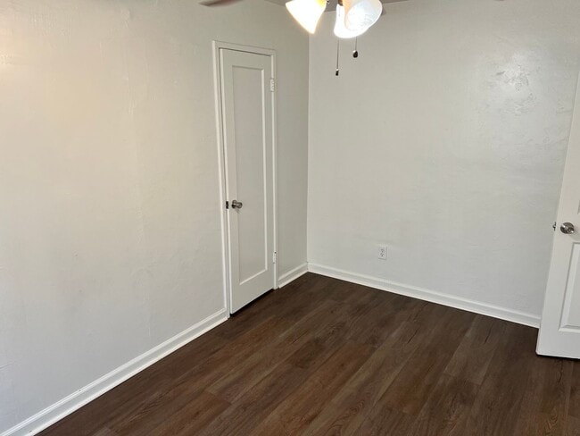 Building Photo - 3141 N Inyo St