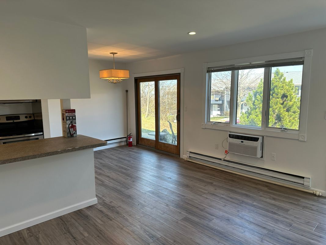 Building Photo - 14 Hilltop Terrace