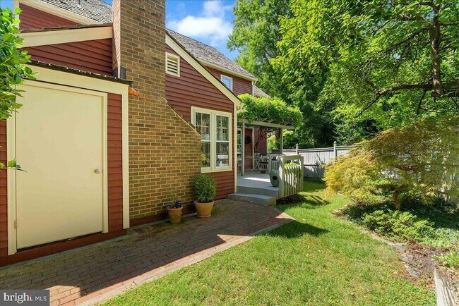 Building Photo - 2085 Cobblestone Ln