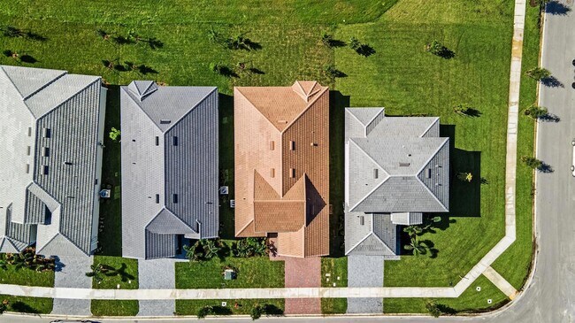 Building Photo - 14208 Lacebark Ln