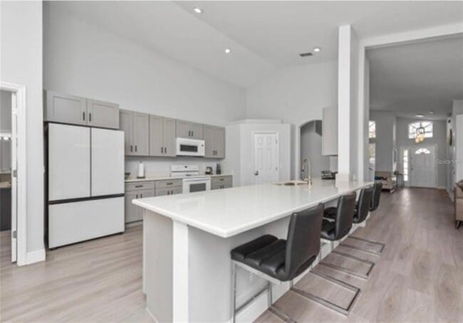 Building Photo - 437 Julliard Blvd