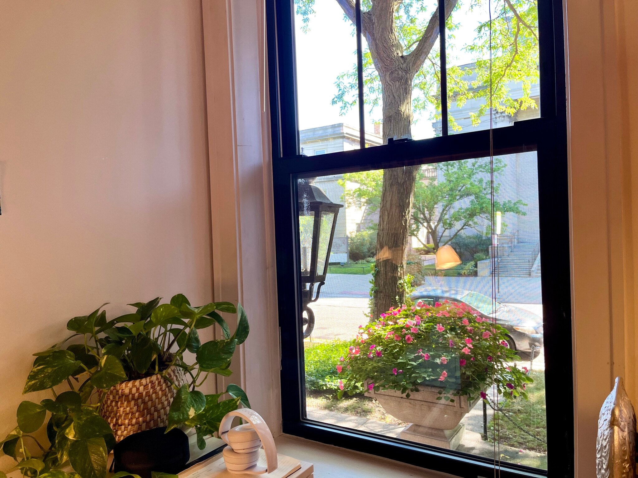 Building Photo - 6554 N Glenwood Ave