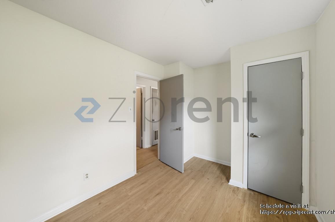 Building Photo - 7064 Eunice Dr