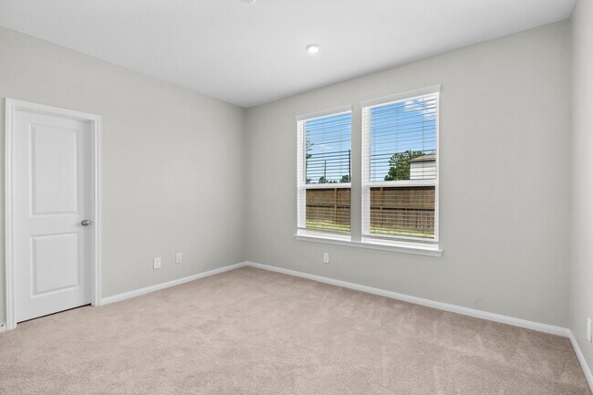 Building Photo - 5507 Broad Spruce St