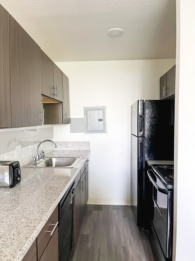 Building Photo - 2515 Burnet Ave