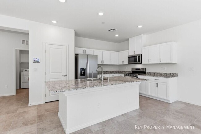 Building Photo - 4445 Bayley Skye Ave