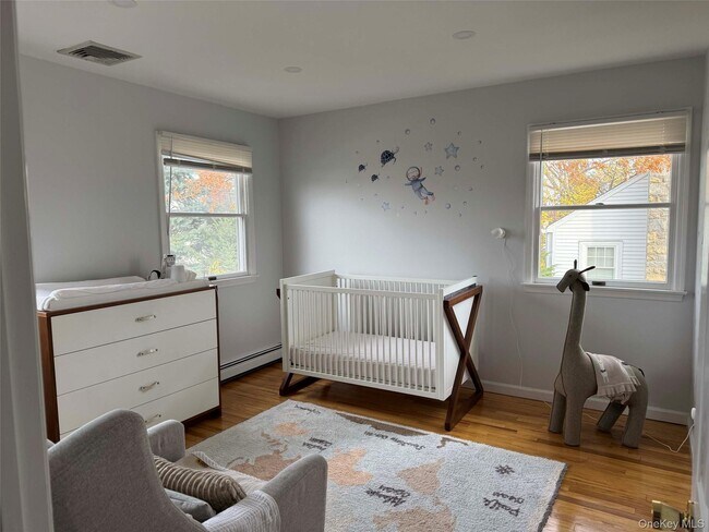 Building Photo - 106 Madison Rd