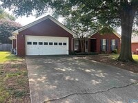 Building Photo - 111 Sunnyfield Dr
