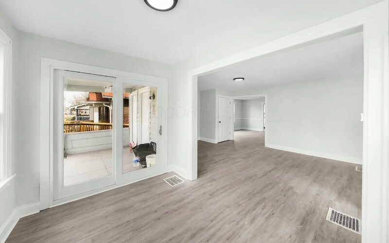 Building Photo - 2643 Sullivant Ave