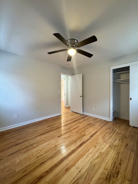 Building Photo - 1145 Fenmore Dr