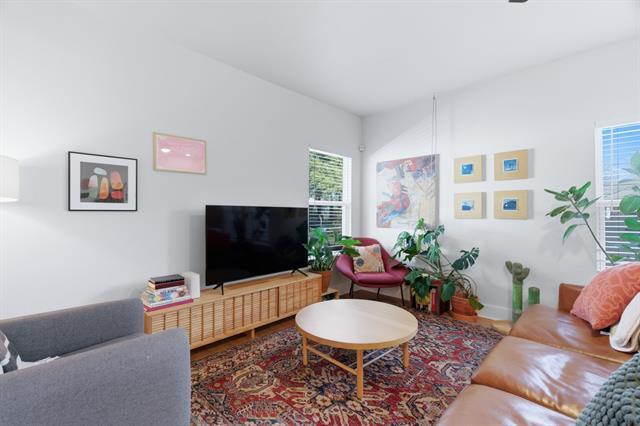 Building Photo - 2410 Catherine St