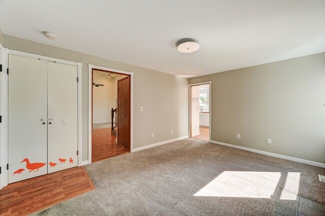 Building Photo - Welcome home to this charming two story in...
