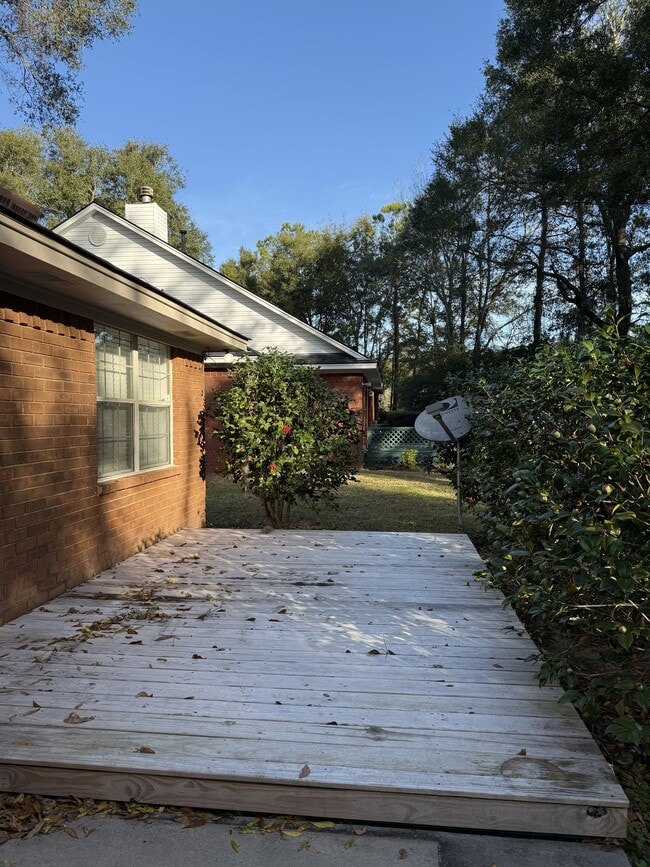 Building Photo - 1008 Old Oatland Island Rd