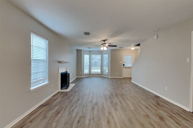 Building Photo - 22523 Willhanna Dr