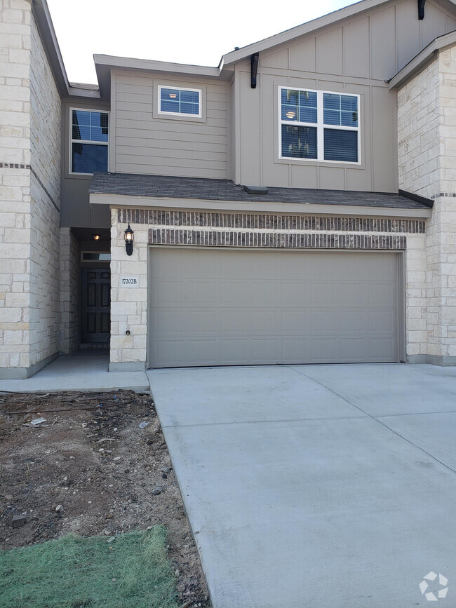 Building Photo - 17202 Crane Fly Dr