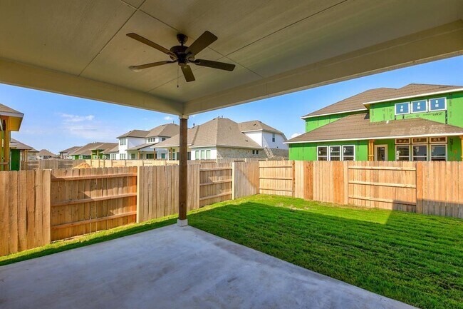 Building Photo - 20028 Crested Caracara Ln