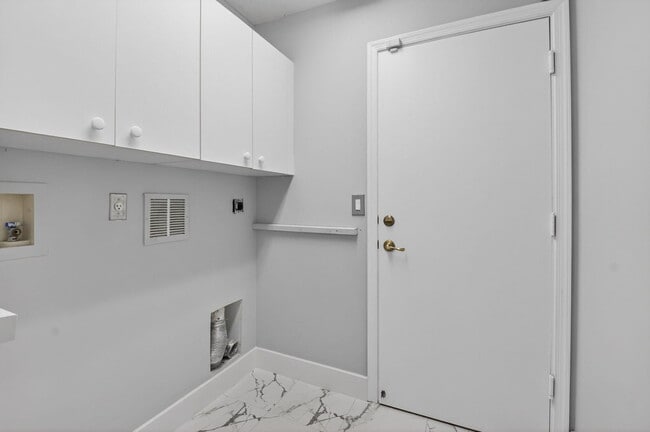 Building Photo - 1728 Arezzo Cir