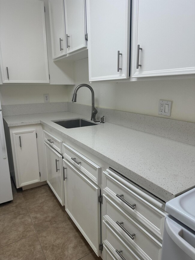Building Photo - 2820 N Arcadia Ct