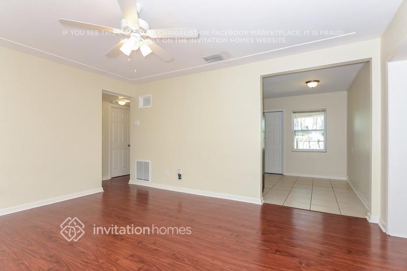 Building Photo - 2901 34th Ave N